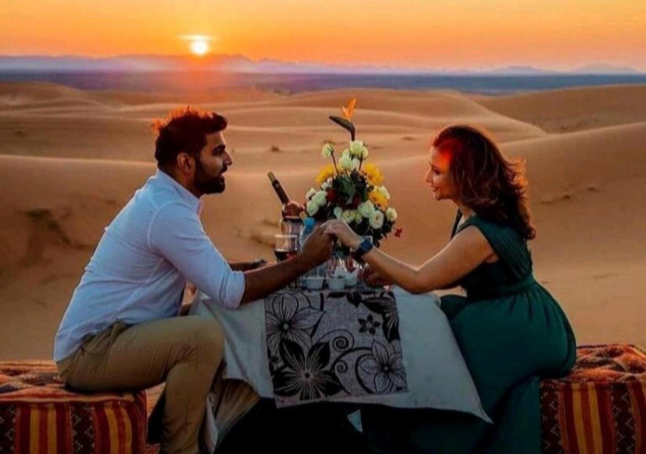 Sahara Luxury Desert Camp เมอร์ซูกา ภายนอก รูปภาพ