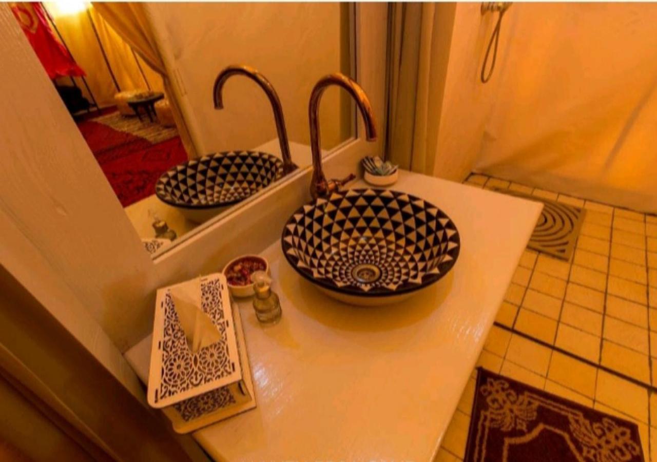 Sahara Luxury Desert Camp เมอร์ซูกา ภายนอก รูปภาพ