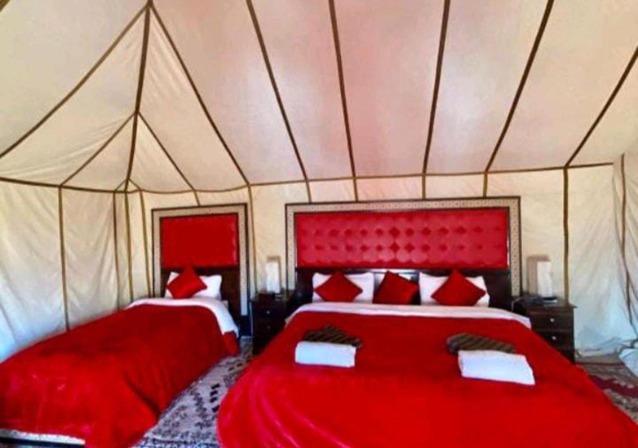 Sahara Luxury Desert Camp เมอร์ซูกา ภายนอก รูปภาพ